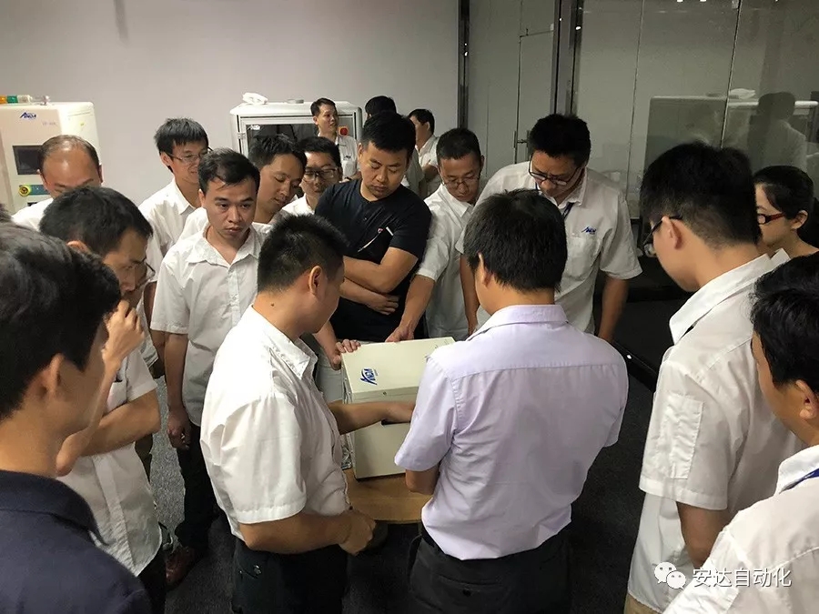 新品發(fā)布會 | 安達發(fā)布多款機械手，聚焦智能制造產(chǎn)業(yè)