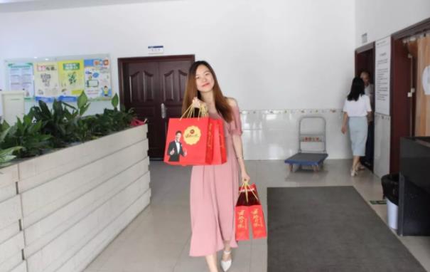 公司動(dòng)態(tài) | 中秋節(jié)發(fā)福利啦！